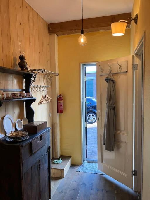 The Tiny Garage Apartment Kampen Exterior photo
